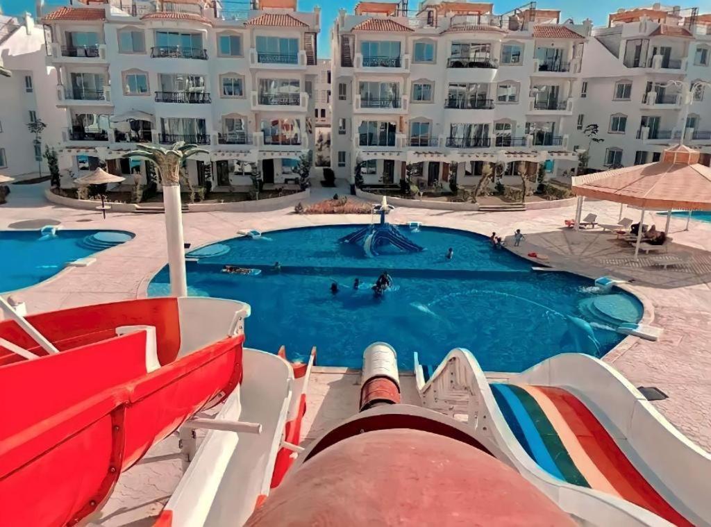 3-Bedroom Apartment On The Third Floor With 3 Balconies And Lovely Pool View, Street View And Free Beach Access In Sharm Hills Resort Екстериор снимка