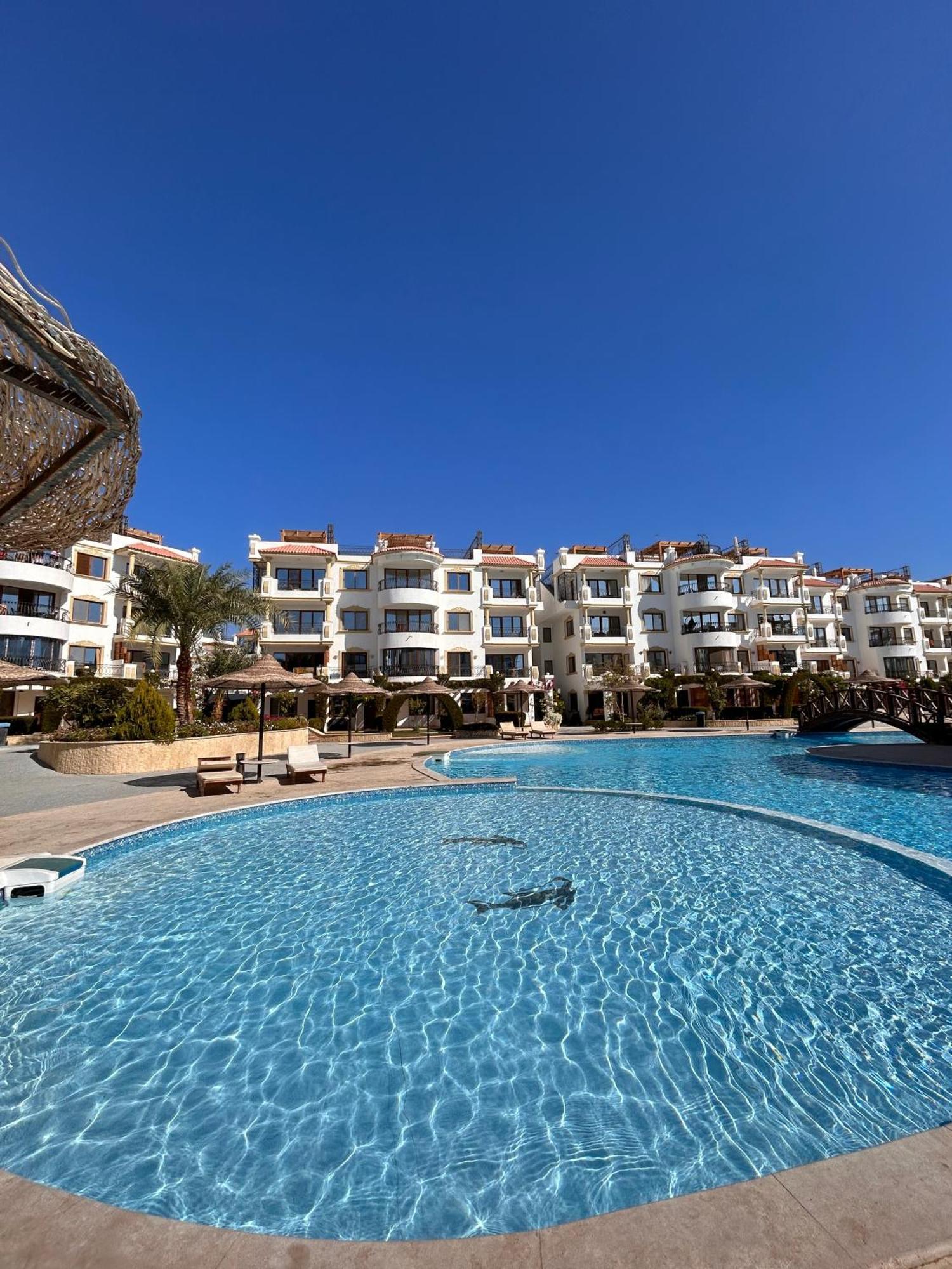 3-Bedroom Apartment On The Third Floor With 3 Balconies And Lovely Pool View, Street View And Free Beach Access In Sharm Hills Resort Екстериор снимка